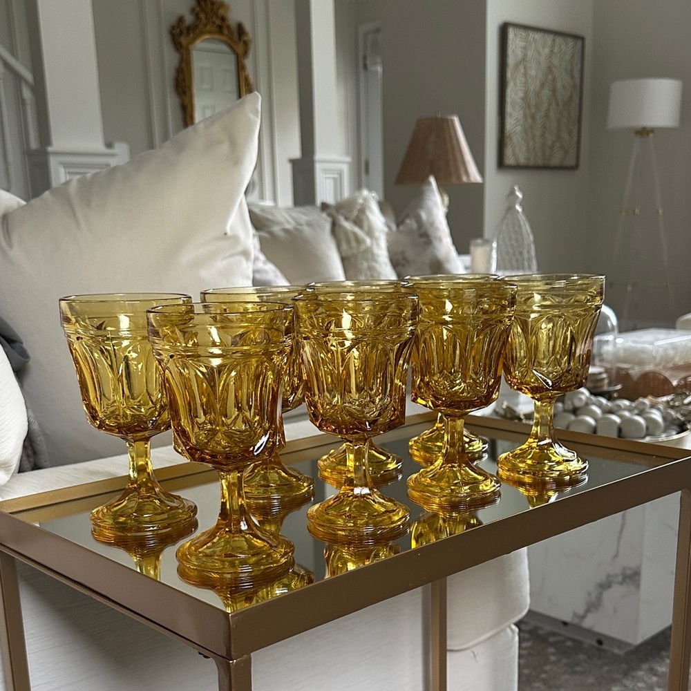 Set of 8 vintage Anchor Hocking Amber Goblets